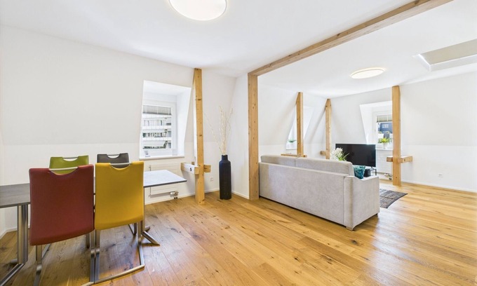 Rapperswil Apartment | SCHNYDERSHOME - Spacious apartment in the center of Rapperswil