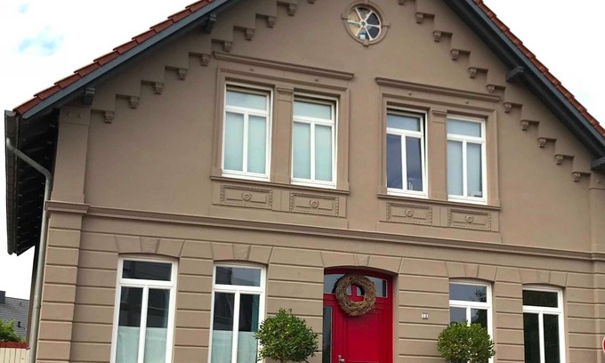 Buxtehude Apartment | Schönwälder vacation apartment with terrace and wall box - Holiday apartment