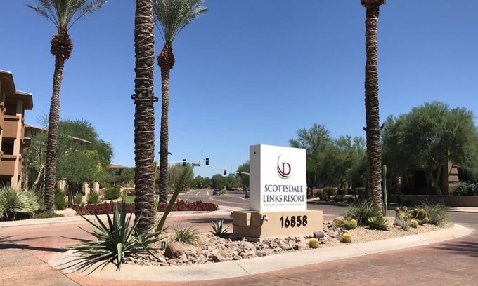 North Scottsdale Resort | Scottsdale Links Resort 2 Bedroom Sleeps 6