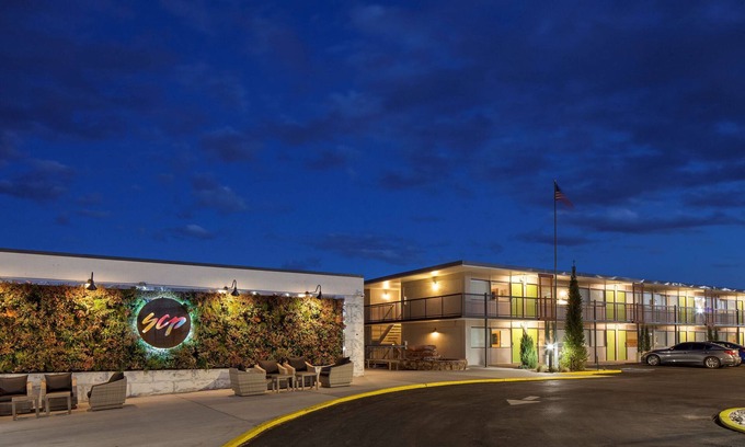 Central Colorado Springs Hotel | SCP Hotel Colorado Springs