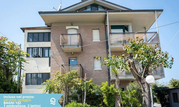 Senigallia Apartment | SE006 - Senigallia, one bedroom apartment on the sea with beach