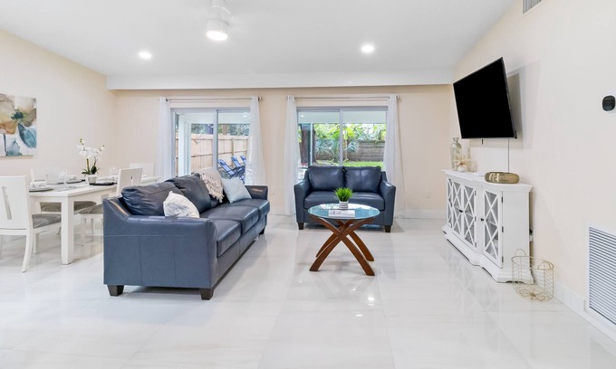 Bayou Oaks House | SEA ESTA VILLA