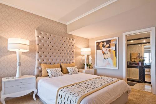 Parede Apartment | Sea Front Family Apartment