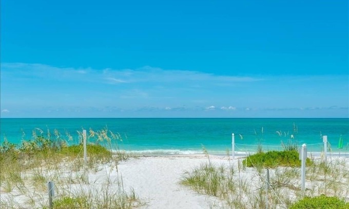 Boca Grande Condo | Sea Oats 337 2 Bedroom Condo by RedAwning