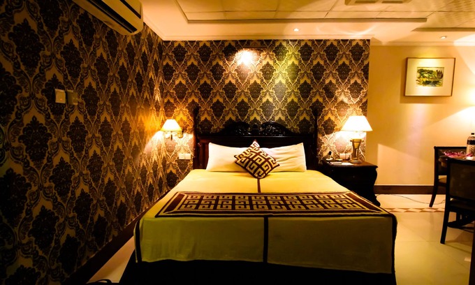 Uttara Hotel | Sea Shell Residence