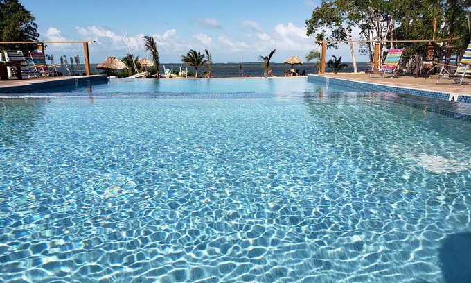 Belize City Hotel | Sea Side Chateau