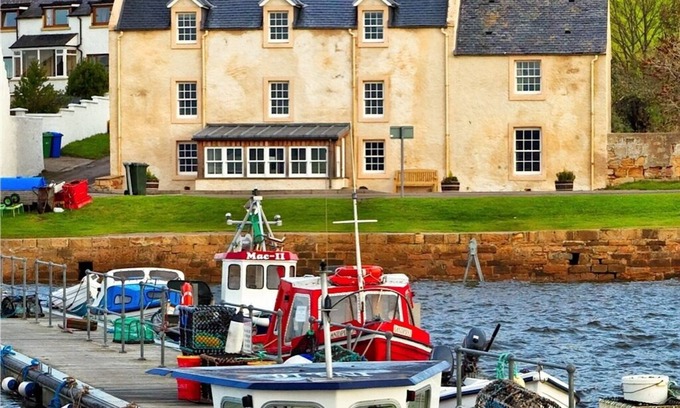 Portmahomack House | Sea-Side Family House With Lovely Views And Close To Award-Winning Beach