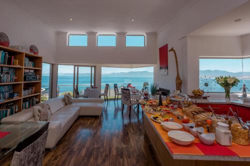De Kelders Cabin | Sea Star Lodge