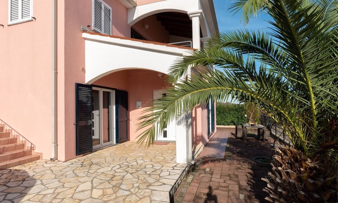 Ravni House | Sea-View Holiday Home, Ravni