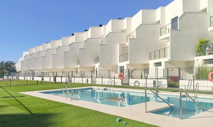 Torrequebrada Ski Chalet | Sea Views Villa Benalmádena ComoTuCasa