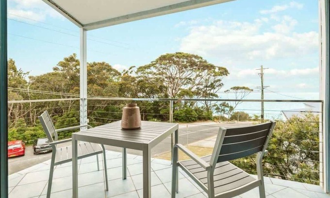 Hyams Beach House | Seahaven - pet-friendly