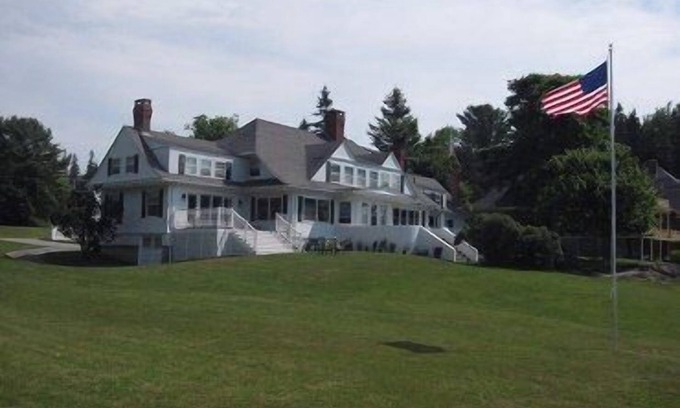 Sullivan House | Sealight Estate with Stunning View of Acadia Mountains!