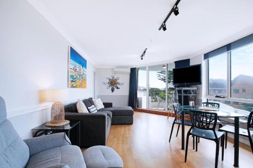 Palm Beach Apartment | Seascape Sanctuary - Palm Beach Resort-style Bliss