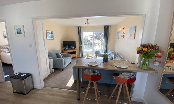 Seaton Apartment | Seaside 1 Bedroom Apartment with Fantastic Sea Views