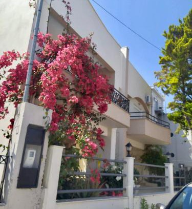 Nees Pagases Apartment | Seaside studio for 3 people - Alykes beach