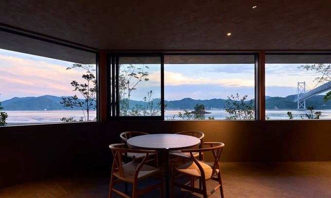 Enoura Villa | Seaside Villa SEEN Shallow Sea
