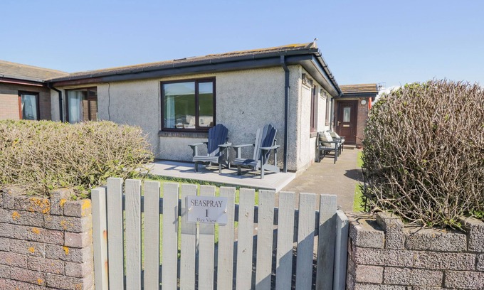 St Bees Cottage | SEASPRAY, pet friendly, country holiday cottage in St Bees