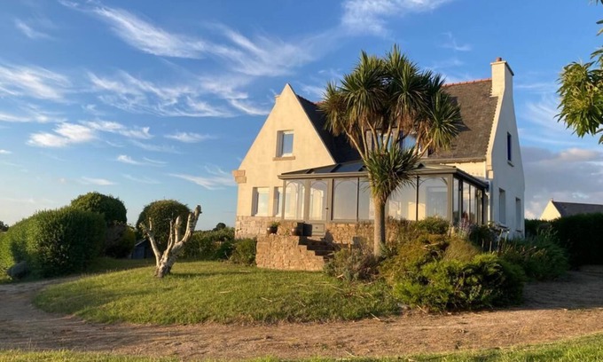 Plouezoch House | Seaview