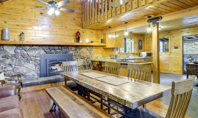 Tollgate Canyon Cabin | Secluded 3-Acre Cabin in Tollgate w/Gas Grill!