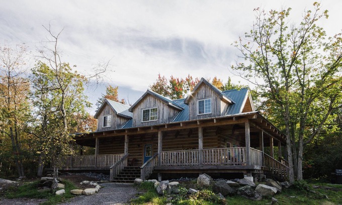 Muskoka Lakes Cabin | Secluded cottage in Muskoka