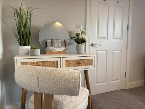 Wyken Apartment | Secluded Coventry Escape