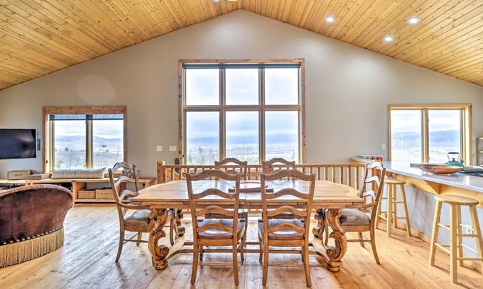 Granby House | Secluded Granby Mtn Cabin 75 Acres and Views