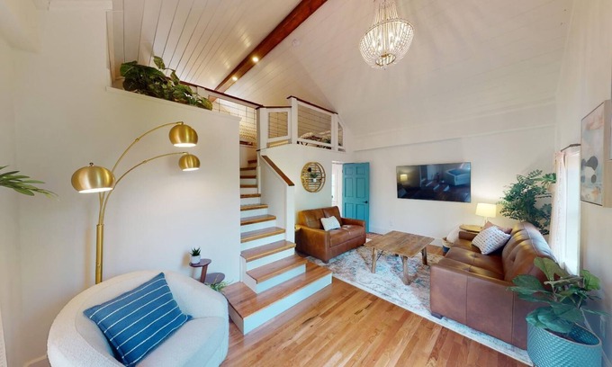Taylors Falls House | Secluded in-town get-away close to Interstate Park. 45 min from Mpls/St Paul