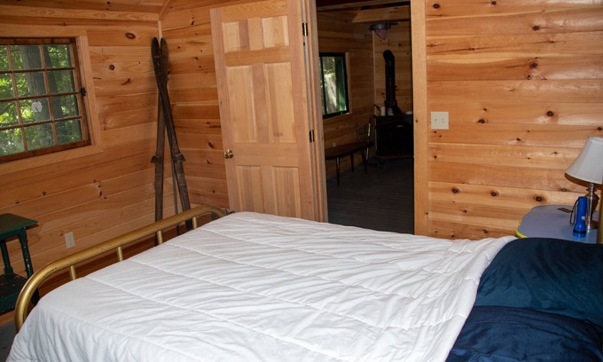 Fayette Cabin | Secluded Lakefront Cabin in the heart of Kennebec County