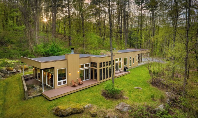 Housatonic House | Secluded + Modern | Enclosed Patio, Forest Views | Woodland Zen by AvantStay