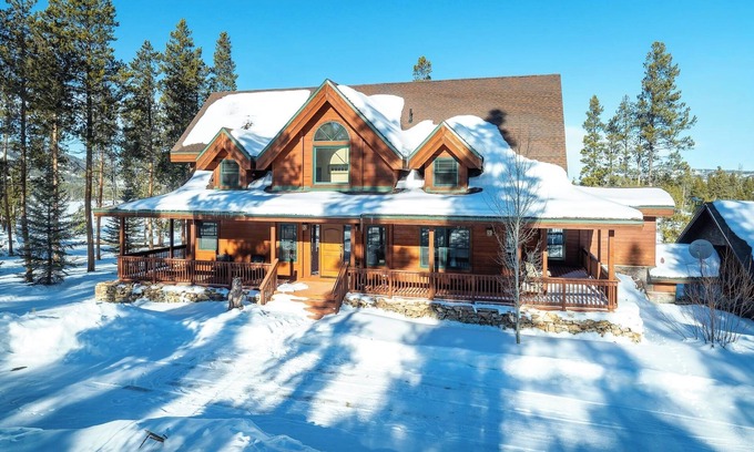Granby House | Secluded Private Mountain Meadows | Hot Tub | Colorado Lodge