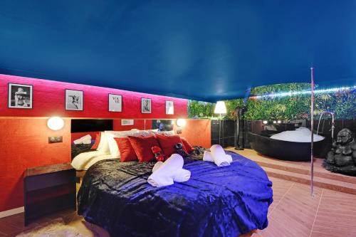 Silly-Gallieni Apartment | Secret Love Room