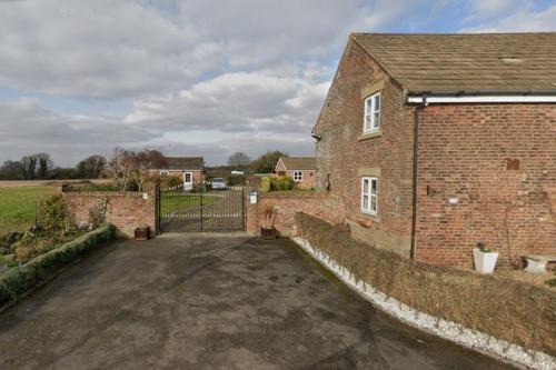 Aughton Apartment | Sefton Cottage