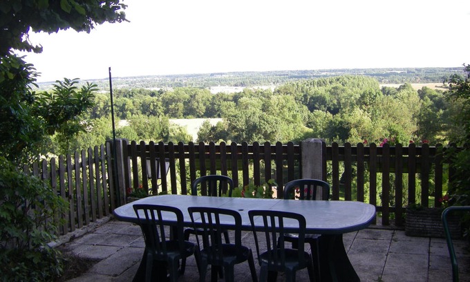 Nazelles-Negron House | Semi-Troglodyte House, 4 A 8 Sleeps - 5 Min D Amboise - Chateau View