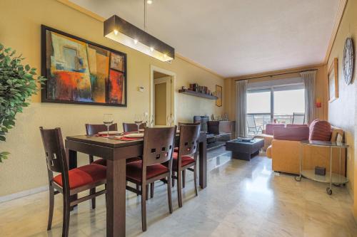 San Juan de Aznalfarache Apartment | Sensacional Apt 2 Hab 2 baños 4 pax Aljarafe Metro