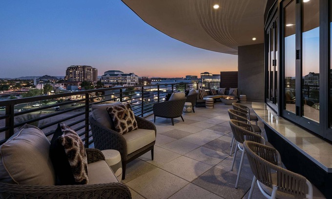 South Scottsdale Apartment | Sentral Old Town