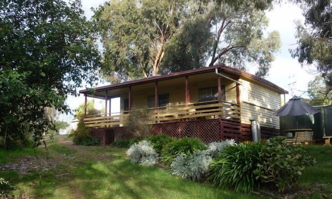 Howqua Inlet Cottage | September 2025 promotion. Plough Cottage Country getaway. Reduced price