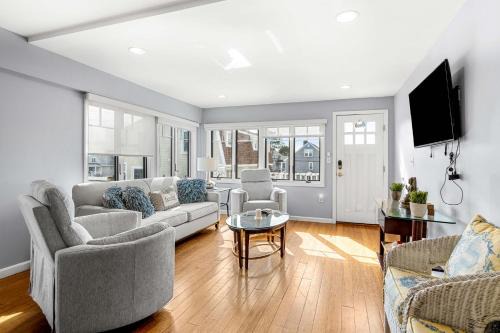 Salisbury Apartment | Serendipity Beach Retreat Nautical Retreat