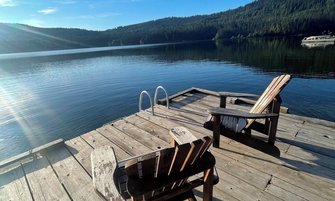 Kamloops Cabin | Serene cabin on Heffley Lake