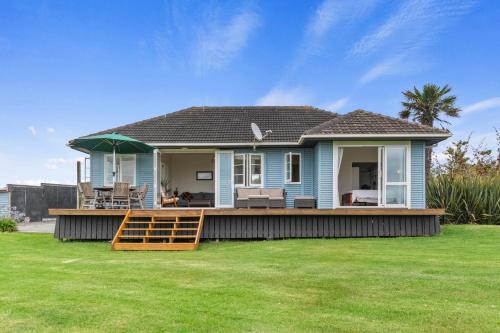 Waipu House | Serene Cove Escape - Waipu Holiday Home