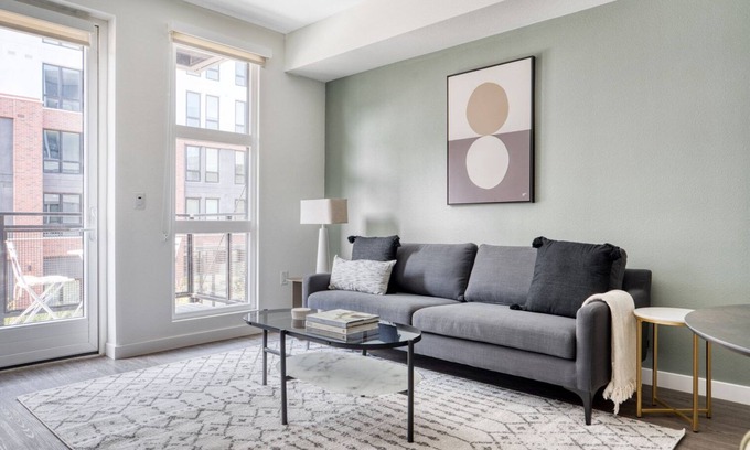 Emeryville Apartment | Serene Emeryville 1BR w/Pool, Gym & W/D, walk to Safeway, by Blueground