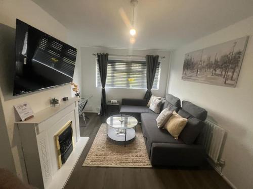 Wolverhampton Apartment | Serene Escape