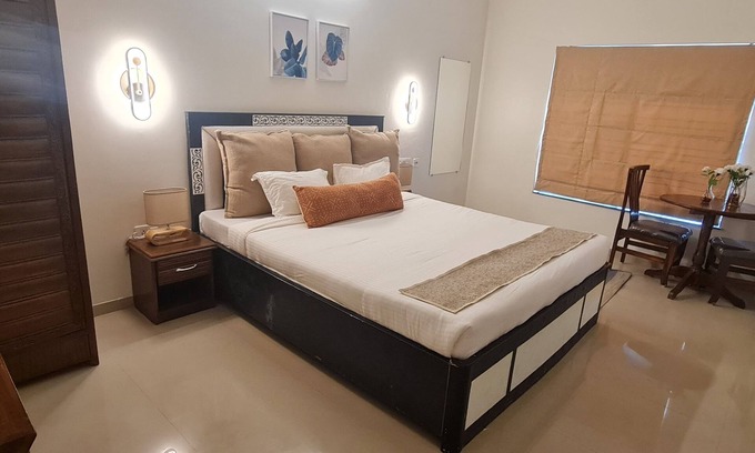 Khodala Hotel | Serene Fog Valley by Stay Serene