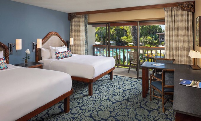Crown Point Hotel | Serene Hideaway Room w/Spa Access and Bike Rentals – Ideal for Couples