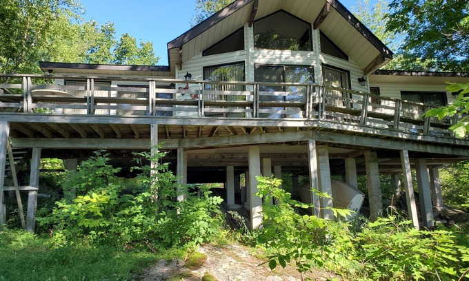 Georgian Bay Cottage | Serene Shangri-La Cottage on Six Mile Lake