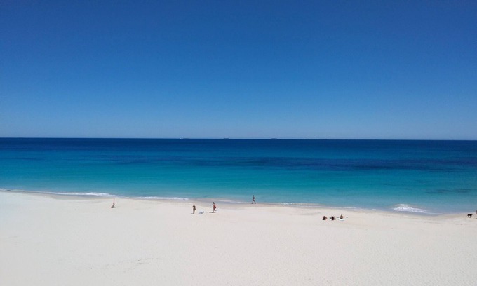 North Fremantle Apartment | Serene Studio Guesthouse next to Swan River & walking distance to Leighton Beach