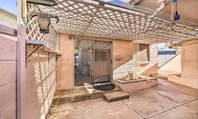 Townsite Apartment | Serene Studio Near Lake Mead, Hiking & Dining