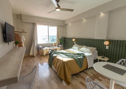 Zona Hotelera Apartment | SereniaCancun/Beachfront Apartment/Hotel Zone.