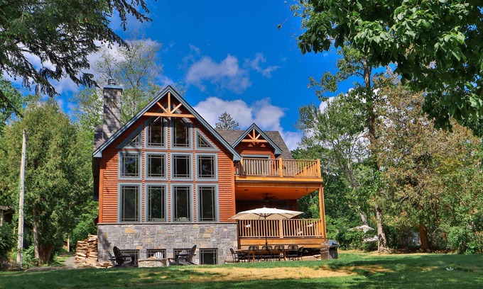 Cleverdale House | Serenity Bay