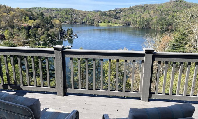 Cullowhee Villa | SERENITY BY THE LAKE VILLA