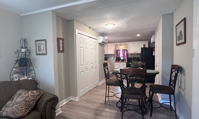 Knoxville Cottage | Serenity Cottage: Near Downtown Knoxville & UT